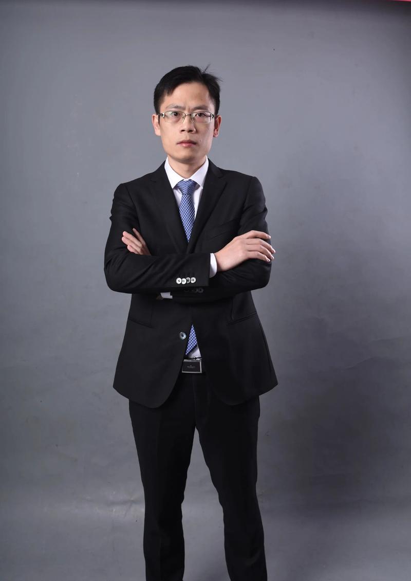 文彩云 跟组制片负责人